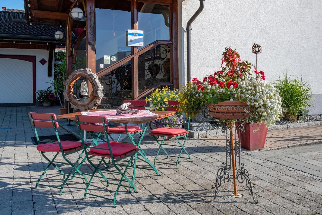 Pension Rudigier Appartements Sankt Gallenkirch Exterior photo